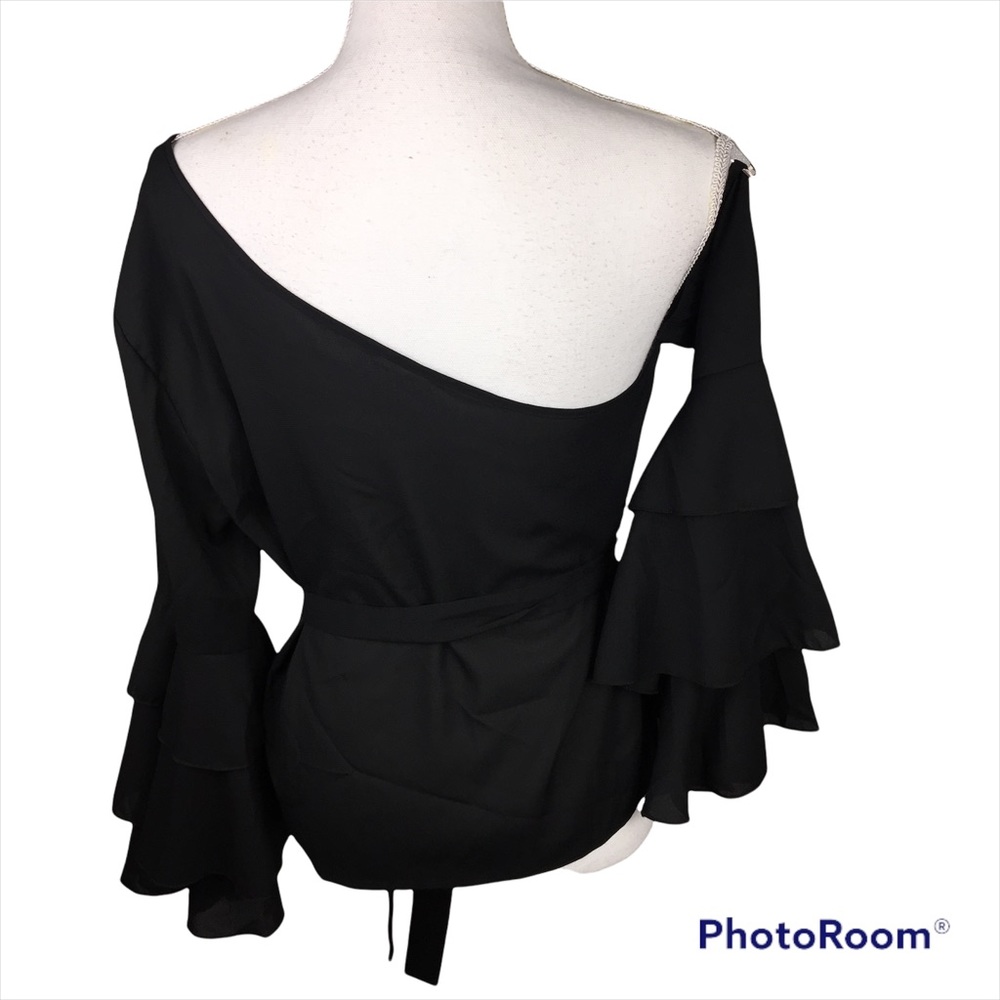 NWOT Black One Shoulder Ruffled Top Party Holiday New Year’s Size Medium - Picture 5 of 13